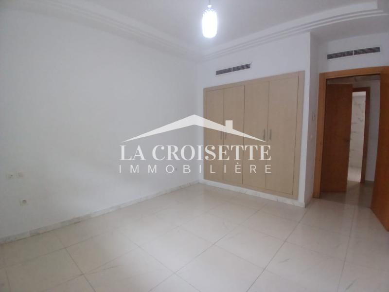 Appartement S+3 avec terrasse au Lac 2